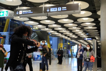 Lebanese Violinist Ara Malikian Performs During Editorial Stock Photo