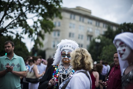 Count Us Supreme Court Rules Gay Marriage Is Legal Nationwide