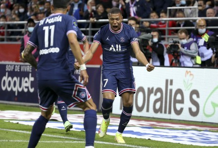 French Football Ligue Match Stade De Reims Vs Paris Saint Germain