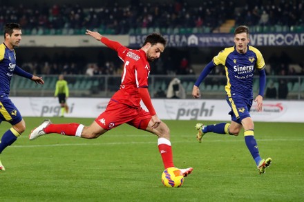 Dusan Vlahovic Striker Acf Fiorentina Warms Editorial Stock Photo