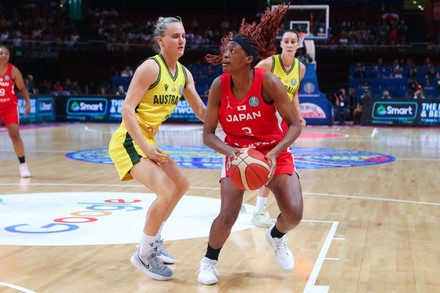 Stephanie Mawuli Japan Drives Basket During Editorial Stock Photo