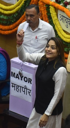 Aap Mayor Candidate Shelly Oberoi Flashes Editorial Stock Photo Stock