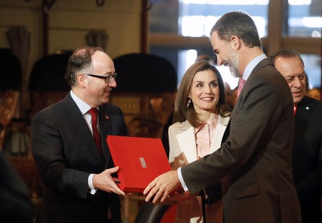 COUNT Spanish Royal Couple Open Tourism Fair FiTUR Madrid Spain