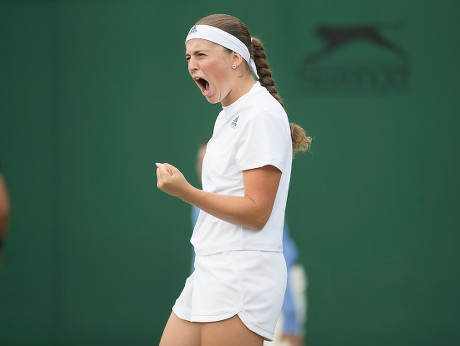 Jelena Ostapenko Lat Celebrates During Her Editorial Stock Photo