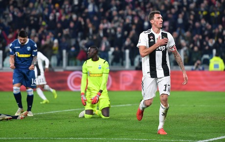 Juventus Mario Mandzukic R Celebrates Scoring Editorial Stock Photo