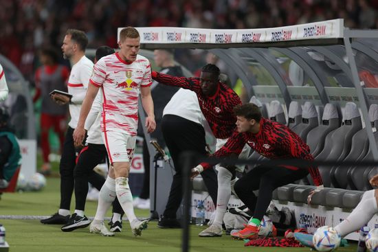 Leipzigs Marcel Halstenberg Leaves Pitch After Editorial Stock Photo