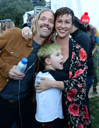 Taylor Hawkins Alanis Morissette Her Son Editorial Stock Photo - Stock ...