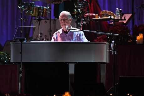 Brian Wilson and Al Jardine: 'The Christmas Album' tour, Hollywood, Florida, USA - 12 Dec 2018