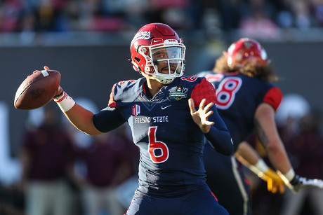 Fresno State Bulldogs Cheerleaders Celebrate Touchdown Editorial Stock ...