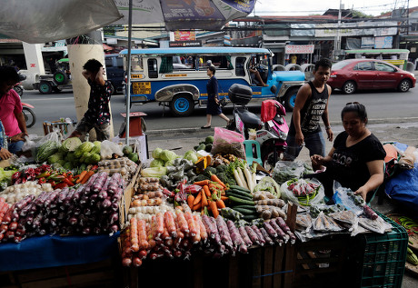 42 Philippine Street Vendor Stock Pictures, Editorial Images And Stock ...