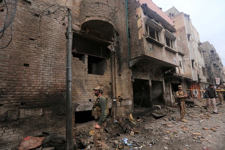 Imágenes De Bomb Blast In Peshawar Injures At Least Six People ...