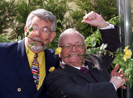 Rolf Harris (president Of Physically Handicapped Able Bodied PHAB) And Sir Harry Secombe Launch 'phab Gold' And 'the Lions International' Rose At The 1998 Chelsea Flower Show.