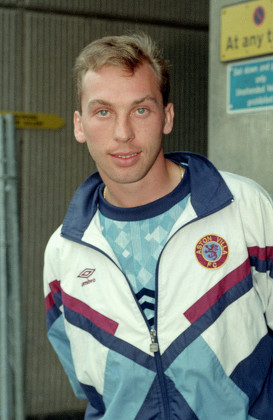 Aston Villa Footballer David Platt Offer Editorial Stock Photo - Stock ...