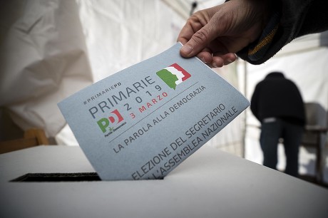 Man Casts His Vote Primary Elections Editorial Stock Photo - Stock ...