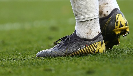 Eden Hazard Chelsea Nike Football Boots - Foto de stock de contenido editorial: imagen de stock Shutterstock Editorial