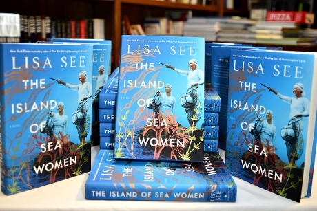 Lisa See 'The Island of Sea Women' book signing, Coral Gables, USA - 16 Mar 2019