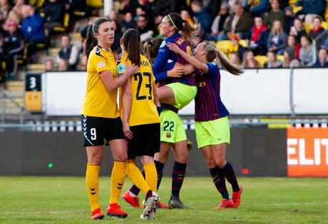 FC Barcelona Femení have reached an agreement with Lieke Martens for the  renewal of her contract for the next three seasons, until June 30, 2022. :  r/WomensSoccer