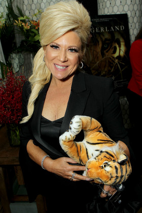Theresa Caputo Editorial Stock Photo - Stock Image | Shutterstock
