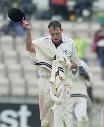 Hampshire V Middlesex Benson And Hedges Cup Picture Graham Chadwick. Middlesex's Angus Fraser Say's Farewell In His Last Game For The County.