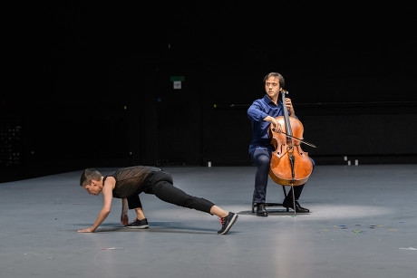 'Mitten wir im Leben sind/ Bach6Cellosuiten' performance piece, London, UK - 23 Apr 2019