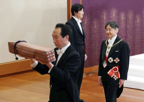 Japans New Emperor Naruhito Attends Sokuigochokennogi Editorial Stock ...