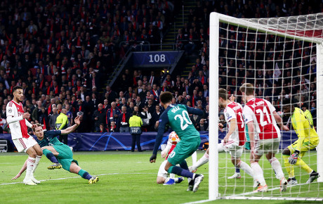 Ajax's Kasper Dolberg controls the ball during the Champions League  semifinal second leg soccer match between Ajax and Tottenham Hotspur at the  Johan Cruyff ArenA in Amsterdam, Netherlands, Thursday, May 9, 2019. (