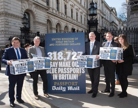 L_r - Andrew Brigden Mp Nigel Evans Mp Andrew Rosindell Mp David Churchill And Eleanor Hayward Daily Mail Reporters Carry Boxes 318 727 Signatures To 'make Blue Passports In Britain' To Be Handed In To Number 10 Downing Street.