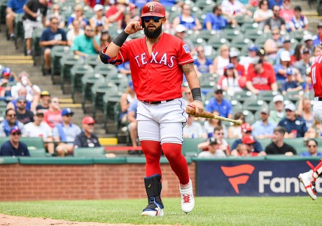 Rougned Odor makes unique fashion statement on the field