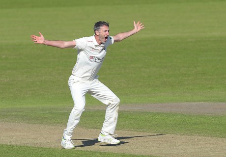 Lancashire v Leicestershire, Specsavers County Championship Division Two, Aigburth, Liverpool, UK - 06 Jun 2019