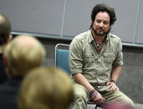 giorgio tsoukalos hair