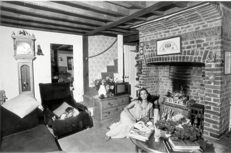 Actress Imogen Hassall At Home In Wimbledon In 1969.
