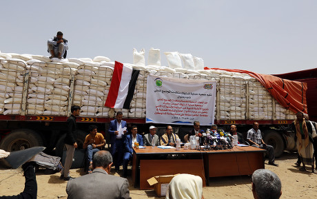 11 Carrying rations out Stock Pictures, Editorial Images and Stock ...