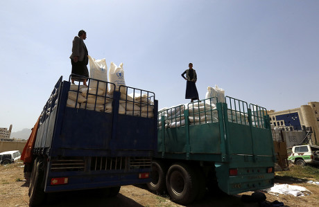 11 Carrying rations out Stock Pictures, Editorial Images and Stock ...
