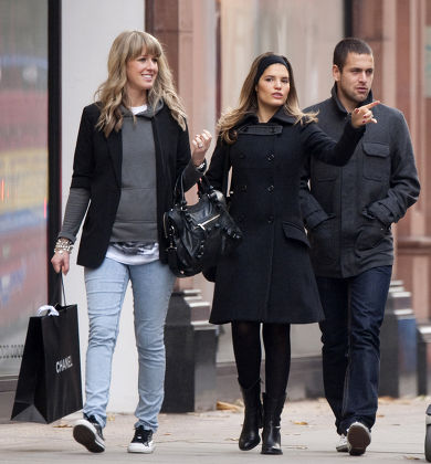 Michael Carrick, Joe Cole, Carly Zucker and Lisa Roughead Out and About, London, Britain - 9 Nov 2009