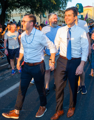 Presidential Candidate Pete Buttigieg His Husband Editorial Stock Photo ...