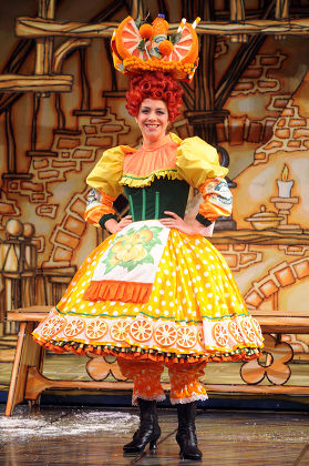 National Pantomime Launch at Piccadilly Theatre, London, Britain - 19 Nov 2009