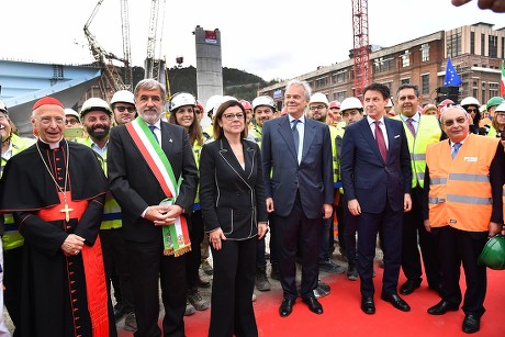 Lifting of the first section of the new motorway bridge in Genoa, Italy - 01 Oct 2019