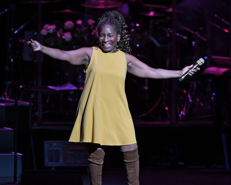 250 Stephanie mills Stock Pictures, Editorial Images and Stock Photos