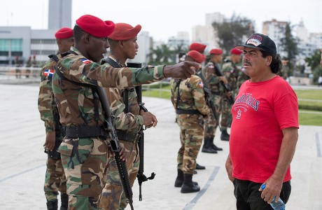 Dominican police guards electoral body during protests called by Leonel Fernandez, Santo Domingo, Dominican Republic - 08 Oct 2019