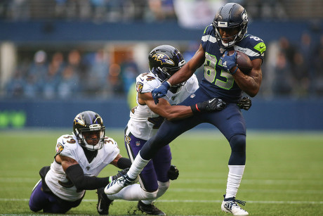 Seattle, WA, USA. 20th Oct, 2019. Baltimore Ravens running back Mark Ingram  II (21) runs the ball during a game between the Baltimore Ravens and  Seattle Huskies at CenturyLink Field in Seattle