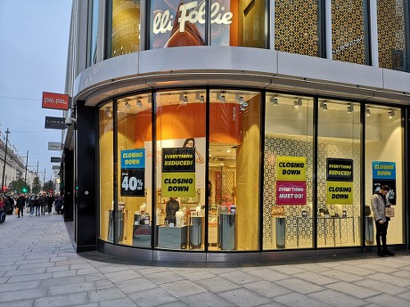 View Folli Follie On Oxford Street Foto de stock de contenido