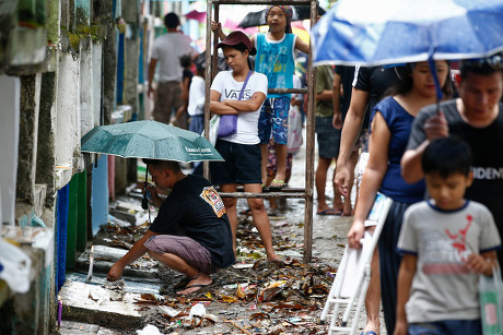 2,000 Filipino cemetery Stock Pictures, Editorial Images and Stock ...