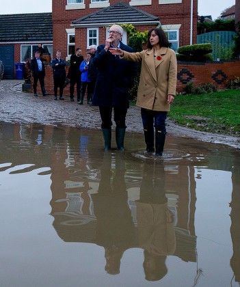 Jeremy Corbyn visits flood victims, Doncaster, United Kingdom - 09 Nov 2019