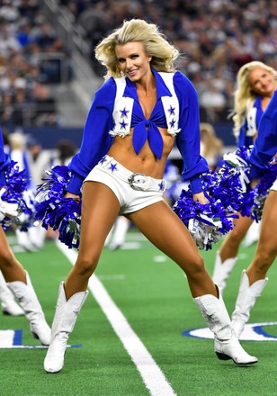 Nov 10, 2019: The Dallas Cowboys Cheerleaders perform during an NFL game  between the Minnesota Vikings and the Dallas Cowboys at AT&T Stadium in  Arlington, TX Minnesota defeated Dallas 28-24 Albert Pena/CSM