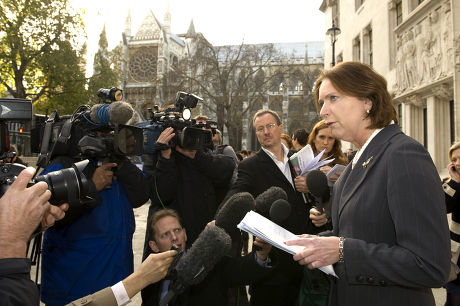 Supreme Court bank charges hearing, Westminster, London, Britain - 25 Nov 2009
