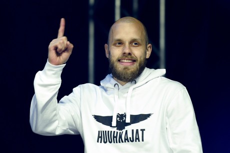 Finland national football team celebrate qualifying for Euro 2020