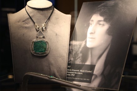 Mackay on sale emerald necklace