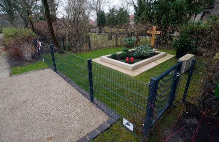 Grave of late former German chancellor Helmut Kohl in Speyer, Germany - 12 Dec 2019