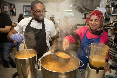 Sufra food bank, Wembley, London, UK - 31 May 2019 Stock Pictures ...