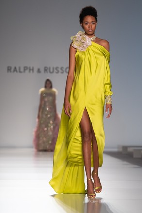 Ralph and russo yellow 2025 dress